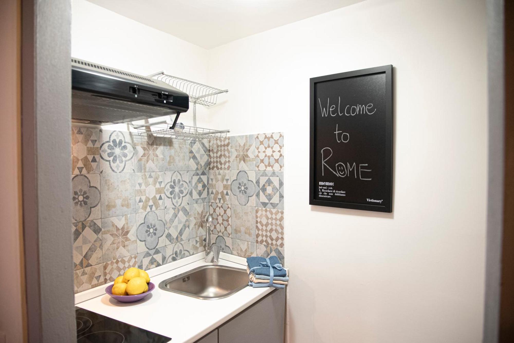 Santonofrio Apartments Рим Екстер'єр фото